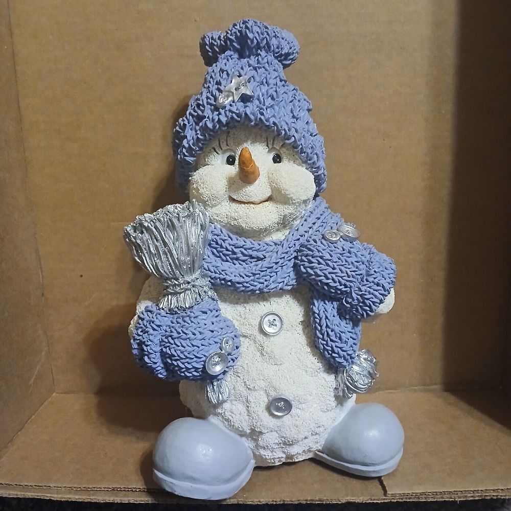 Snow Buddies Christmas Snowman Collectable Winter Decor Figurine 11.5" High